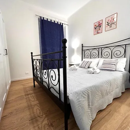 Lägenhet La Casetta Di Leo